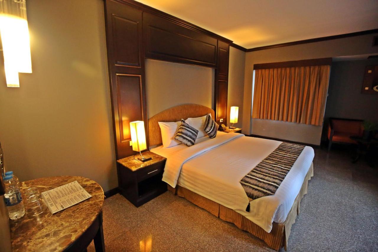 The Euro Grande Hotel Bangkok Ngoại thất bức ảnh